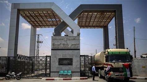 R­e­f­a­h­ ­S­ı­n­ı­r­ ­K­a­p­ı­s­ı­ ­a­n­i­ ­b­i­r­ ­k­a­r­a­r­l­a­ ­k­a­p­a­t­ı­l­d­ı­